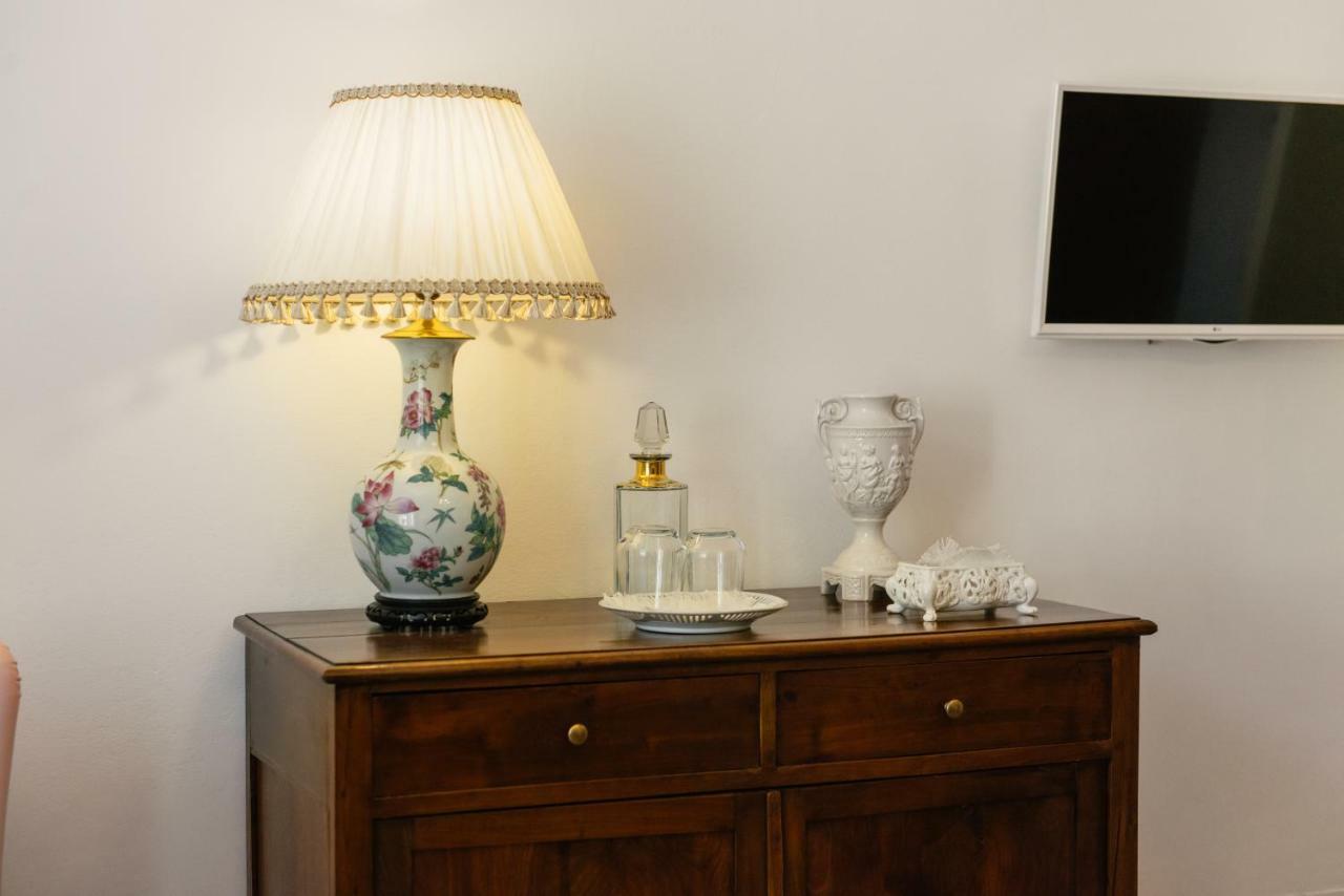 Hotel Bb Porta Augustea - Fano Zewnętrze zdjęcie