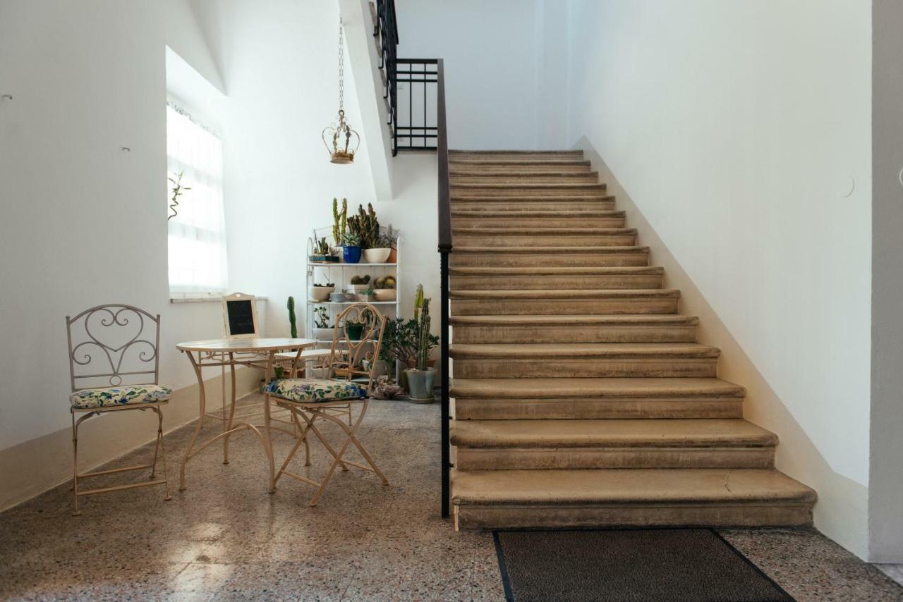 Hotel Bb Porta Augustea - Fano Zewnętrze zdjęcie